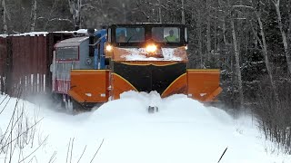 CHASING THE OLD ELS 112 RUSSELL SNOW PLOW TRAIN PUSHED BY A FP7  Jason Asselin [upl. by Holleran693]